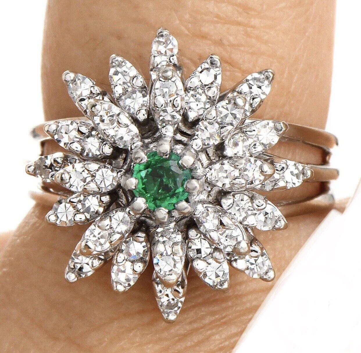 Vintage Diamond Emerald 14K Gold Floral Burst Cocktail Ring 8.6 G